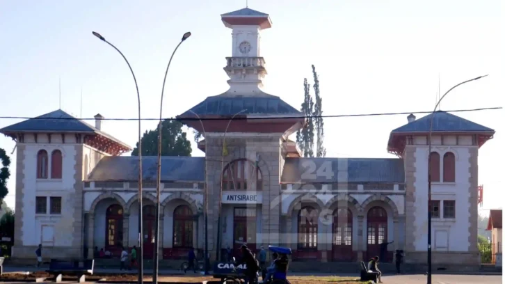 Image à la une de ENERGIE – Coupure globale de l’électricité à Antsirabe, rétablissement prévu ce mercredi après-midi