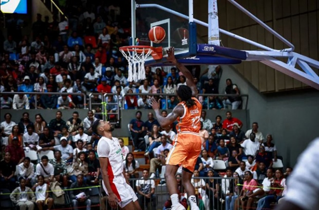 Image à la une de Qualification Afrobasketball 2025 – Les Ankoay chutent d’entrée devant son public