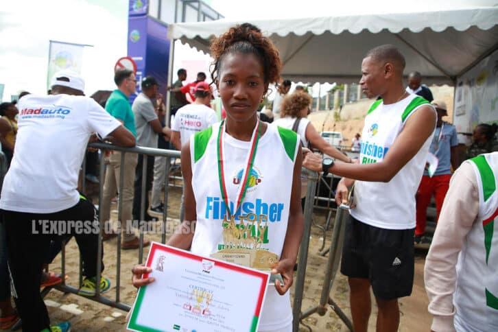 Image à la une de TRAIL 70 KM – CHAMPIONNAT DE MADAGASCAR  –  Sidonie et Tojonirina remettent leur titre en jeu