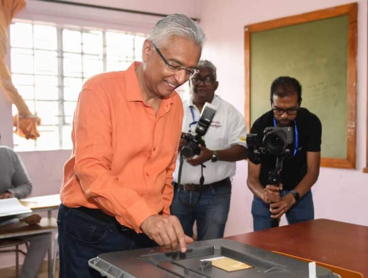 Image à la une de OCEAN INDIEN – L’ancien PM mauricien arrêté pour une allégation de blanchiment d’argent