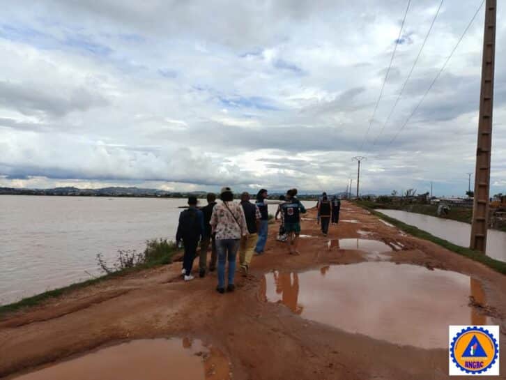 Image à la une de MONTEE DES EAUX – Le BNGRC mobilise deux motopompes pour prévenir l’inondation du site de Samcrete à Ambodifasina