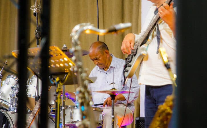 Image à la une de MUSIQUE   –  Décès d’un batteur de Mahaleo
