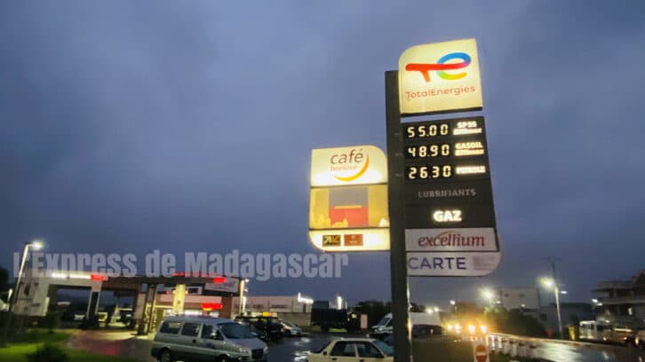 Image à la une de PRIX DU CARBURANT –  Le sans plomb baisse, le gasoil en hausse