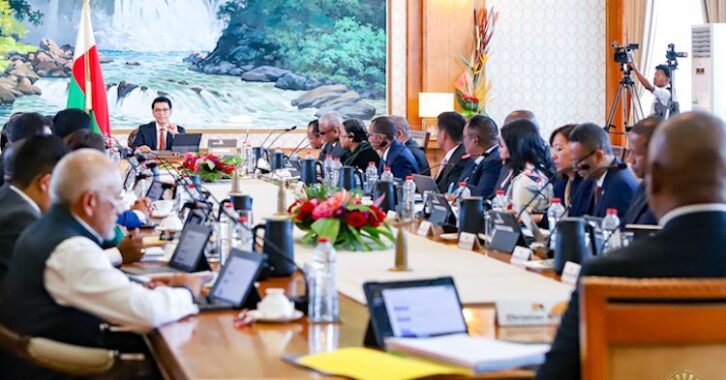 Image à la une de Le conseil des ministres valide le déploiement de 50 médecins en RDC