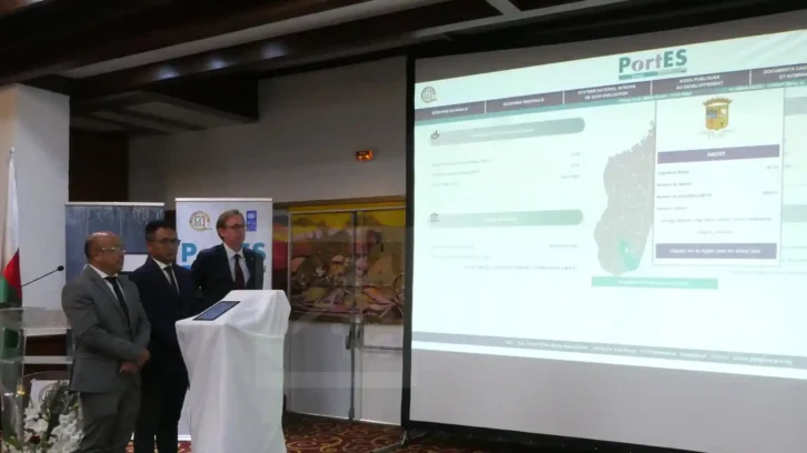 Image à la une de RECHERCHES – « PortES », une nouvelle plateforme numérique centralisant les données socio économiques actualisées de Madagascar