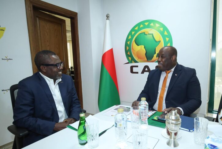Image à la une de SPORTS – Marson Abdullah Moustapha en visite au siège de la Confédération africaine de football