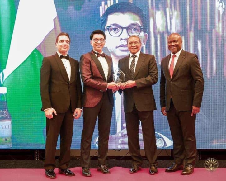 Image à la une de LEADER POLITIQUE AFRICAIN DE L’ANNÉE – Rajoelina se dit déterminé à « transformer » le pays
