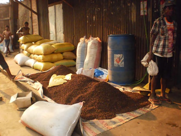 Image à la une de PRODUITS DE RENTE   – Les exportations de girofle en baisse