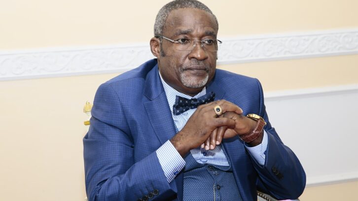Image à la une de 10 choses à savoir sur Enow Abrams Egbe, l’homme qui doit organiser des élections libres au Cameroun