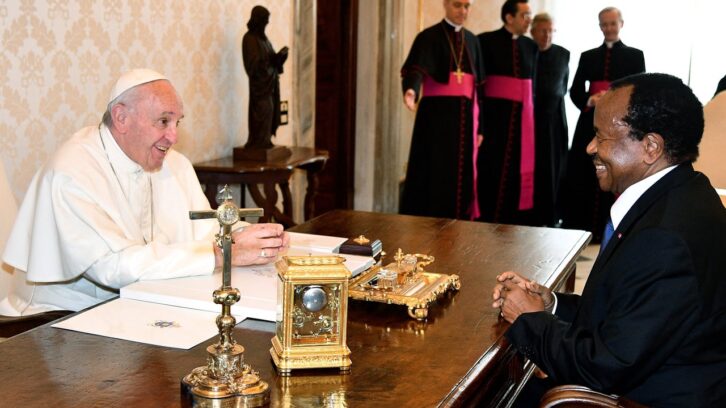Image à la une de Cameroun-Vatican : qui va remplacer le cardinal Christian Tumi auprès du pape François ?