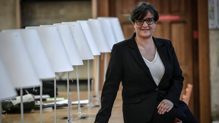 Image à la une de Naïma Huber-Yahi : « Les contours identitaires de la France ont sans cesse évolué »