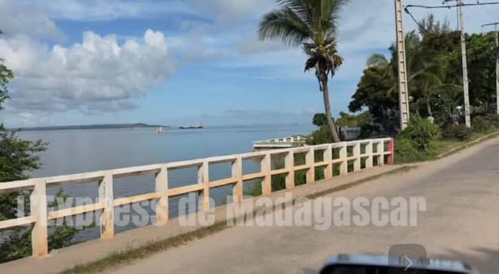Image à la une de MAHAJANGA – Le gouverneur appelle à ne plus construire le long du littoral