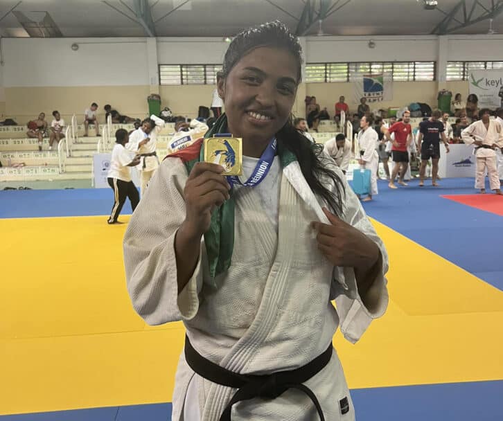 Image à la une de OPEN INTERNATIONAL DE SAINT-DENIS   – Zo Andriambololona en or