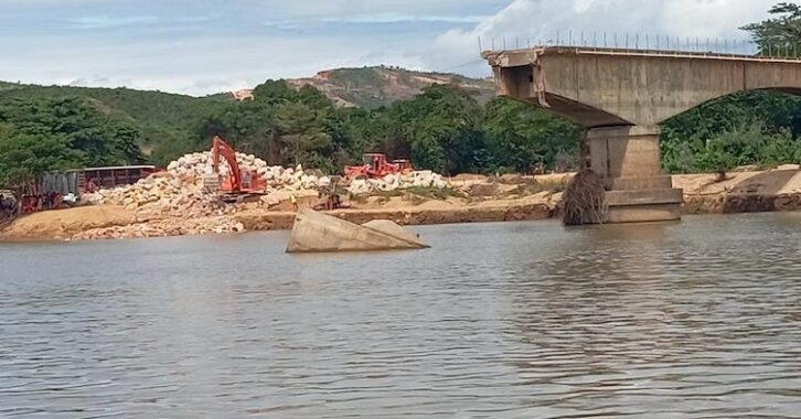 Image à la une de Christian Ntsay annonce la construction des ponts d’Ifasy et de Mahavavy