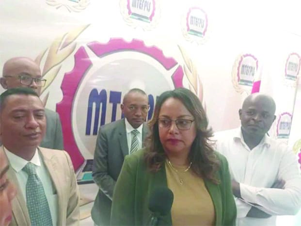 Image à la une de Jeunes femmes malagasy séquestrées au Cameroun – Le ministère de tutelle s’exprime