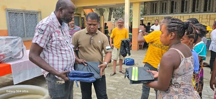 Image à la une de APRÈS-CYCLONE À TOLIARA – Des opérateurs économiques à la rescousse