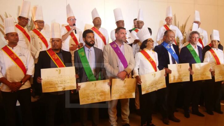 Image à la une de METIERS DE BOUCHE – Huit nouveaux disciples Escoffier intronisés dans la délégation Madagascar, pays de l’océan Indien