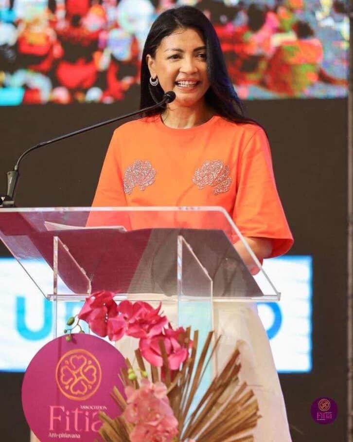 Image à la une de AUTONOMISATION DES JEUNES FILLES – Mialy Rajoelina soutient des projets à fort impact social