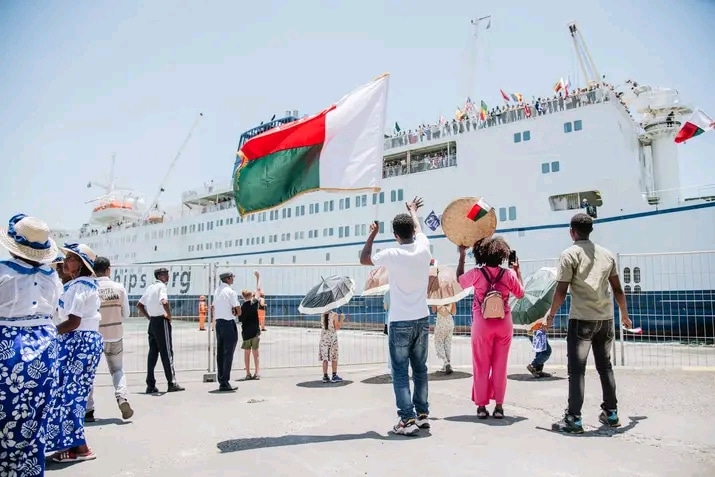 Image à la une de MERCY SHIPS – Les opérations chirurgicales reprennent