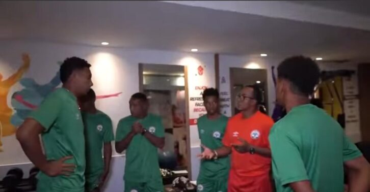 Image à la une de FOOTBALL – Le staff et une partie des joueurs des Barea arrivent à Casablanca pour le match contre les Fauves centrafricains 