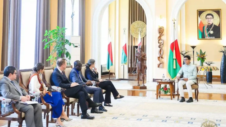 Image à la une de PARTENARIAT – La Banque mondiale réitère son soutien à la mise en œuvre des réformes dans le secteur de l’énergie à Madagascar