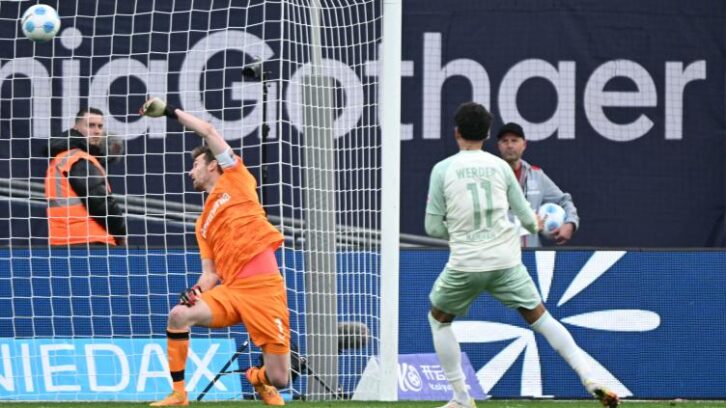 Image à la une de Allemagne: le Bayern et Leverkusen tombent à domicile avant la Ligue des champions