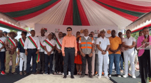 Image à la une de Mahajanga : Andry Rajoelina lance les travaux d’une centrale solaire de 5 MW pour garantir l’autonomie énergétique