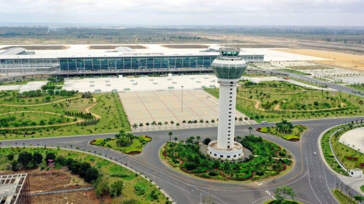 Image à la une de Dakar, Abidjan, Douala… Pourquoi les aéroports africains restent à la merci du handling