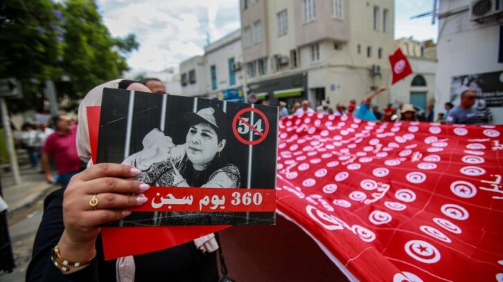 Image à la une de Tunisie : qui sont les femmes incarcérées pour leur engagement ?