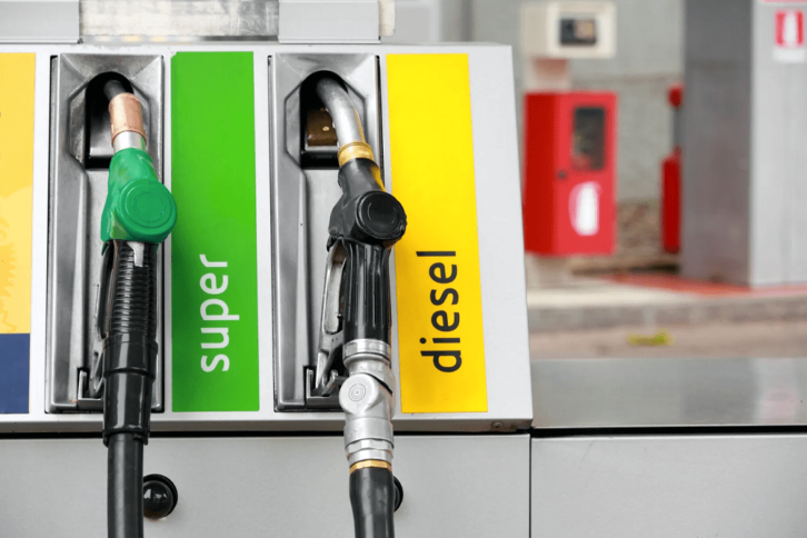 Image à la une de Ajustement des prix du carburant à Madagascar : baisse de l’essence, hausse du gasoil et du pétrole lampant