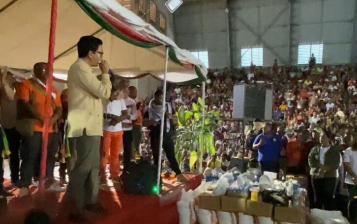 Image à la une de DEPLACEMENT PRESIDENTIEL – Du « Vary Tsinjo » à 500 Ar le kapoaka pour aider les sinistrés de Toliara