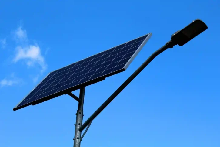 Image à la une de ENERGIE – Axian signe un contrat de 200 millions de dollars pour l’électrification rurale au Nigeria
