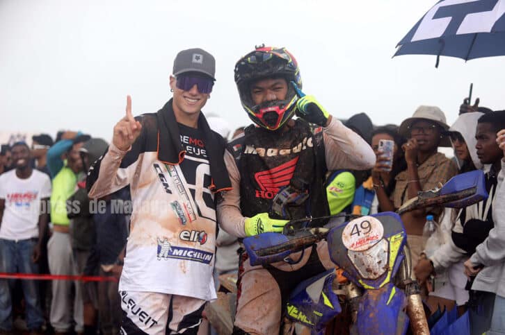Image à la une de MOTOCROSS – 4H HONDA   – Lucas Robert confirme avec Miaro Razafimahefa