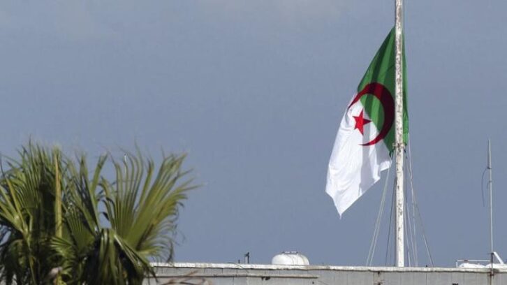 Image à la une de Enlèvement d’un influenceur en France : l’Algérie proteste contre l’arrestation d’un agent consulaire