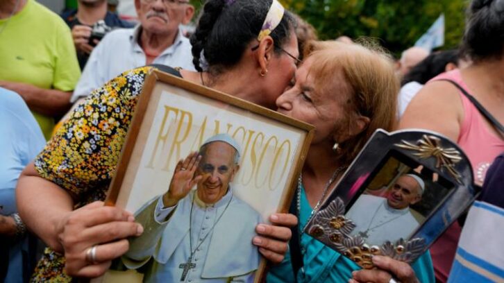 Image à la une de Le pape est mort : jusqu’où François a féminisé le Vatican ?