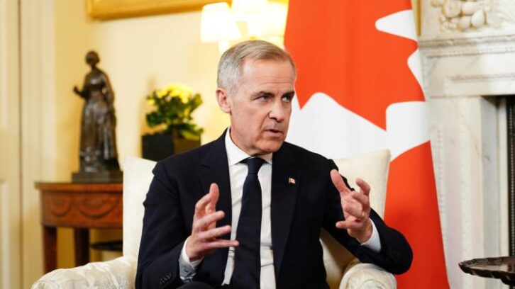 Image à la une de Trois semaines de campagne électorale au Canada  : qui mène le bal ?