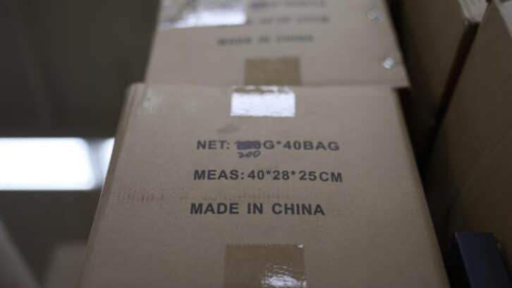 Image à la une de La Chine riposte et impose 34% de taxes sur les importations de produits américains