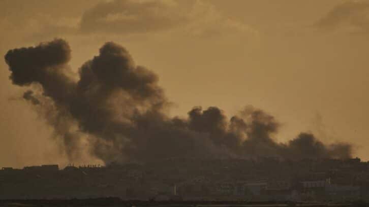 Image à la une de L’armée israélienne intensifie ses opérations à Gaza et multiplie ses frappes en Syrie et au Liban