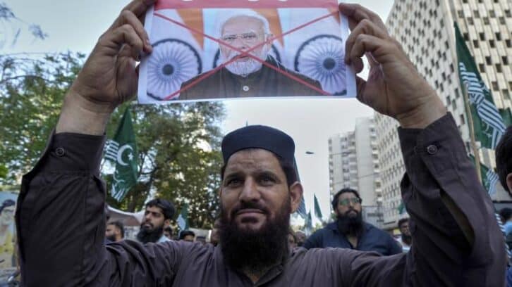 Image à la une de Cachemire : l’escalade entre l’Inde et le Pakistan fait craindre une guerre