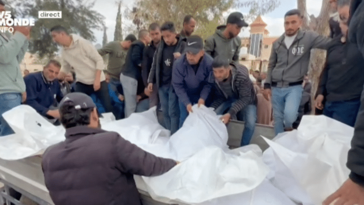 Image à la une de Nouvelles frappes israéliennes dans la ville de Gaza, une trentaine de morts