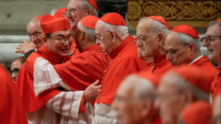 Image à la une de ÉLECTION DU NOUVEAU PAPE – La continuité ou le retour du conservatisme pour l’Église catholique ?
