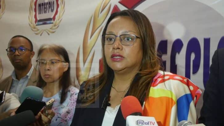Image à la une de EXPORTATIONS VERS LES ETATS-UNIS – Le maintien des emplois reste la priorité de l’Etat, selon la ministre Hanitra Razakaboana