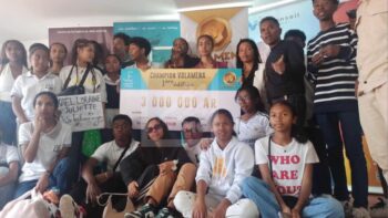 Image à la une de ART ORATOIRE – Le lycée Henri Charles d’Ankaditoho remporte la première édition du concours de débat inter-lycées Volamena