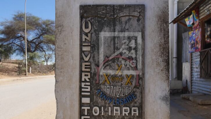 Image à la une de ENSEIGNEMENT SUPERIEUR – Des étudiants de l’Université de Toliara réclament le paiement de cinq mois de bourse et le retour de l’électricité
