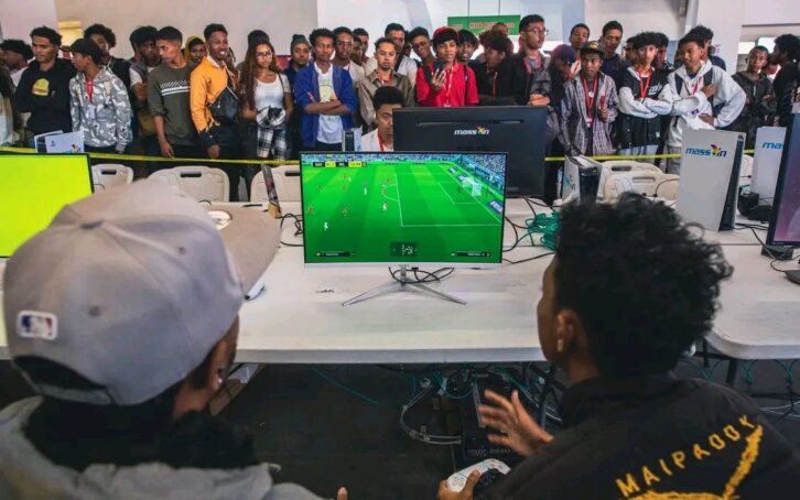 Image à la une de L’esport malagsy prend son envol au Stade Barea Mahamasina.