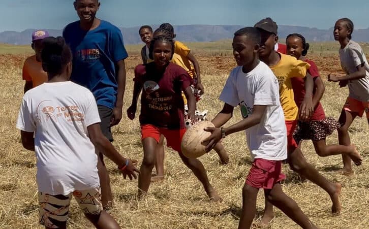 Image à la une de RUGBY- TERRES EN MÊLÉE – Sport et environnement vont de pair