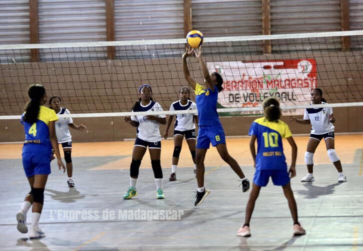 Image à la une de VOLLEYBALL – COUPE DE MADAGASCAR JEUNES – MVBC Boeny  à un pas du titre