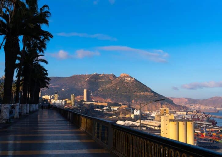 Image à la une de En Algérie, un éboulement sur un bidonville à Oran fait quatre morts et une dizaine de blessés