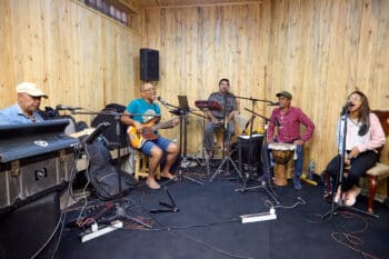 Image à la une de MUSIQUE – Samoëla fête ses 30 ans de carrière
