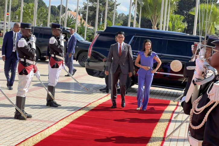 Image à la une de DIPLOMATIE – Cinq chefs d’État et de gouvernement à l’ouverture officielle du sommet de la COI à Ivato
